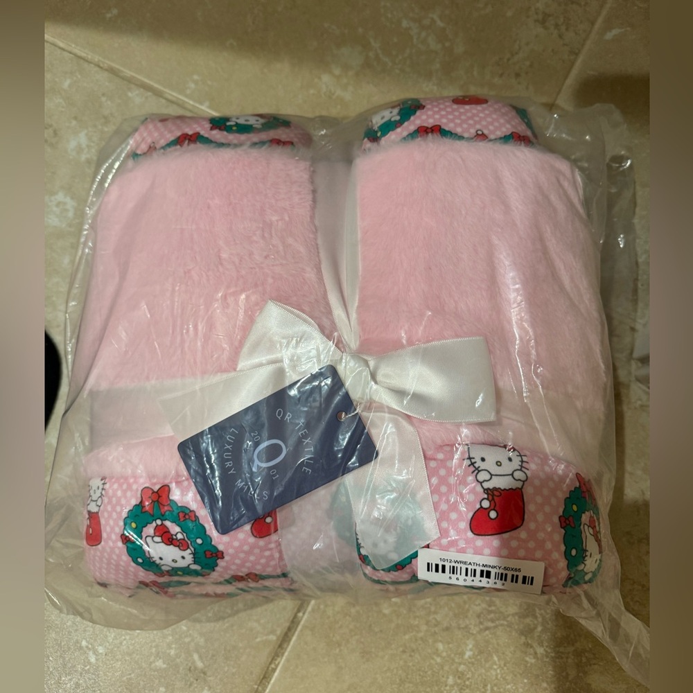 Hello kitty Christmas bamboo minky blanket